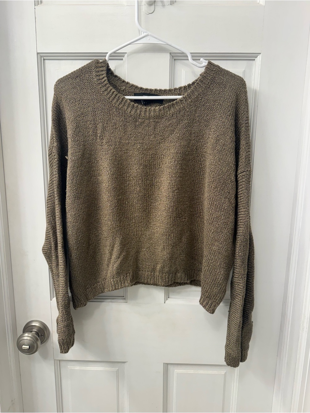 Forever 21 Olive-Brown Cropped Crew Neck Sweater